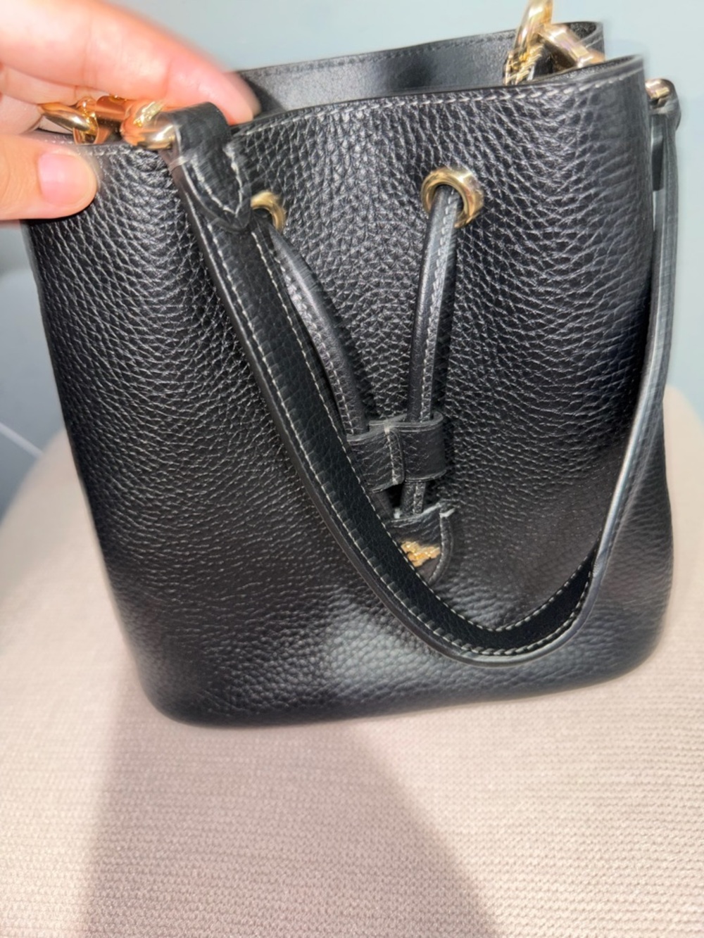 Black Leather Drawstring Bucket Bag - Picture 3 of 5